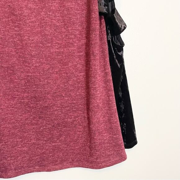 1.4.3. Story by Line Up Women's Burgundy Color Block Cut Out Sleeve Top Medium - Picture 9 of 13